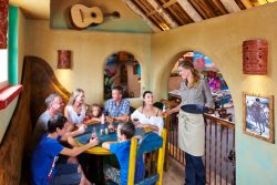 PonyparkCity Lucky Town Viva Mexico Westernstad Mexicaans Restaurant Eten Kinderen Ouders Gezin